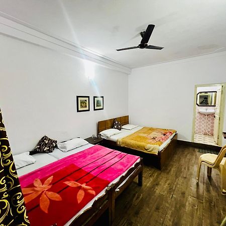 Inder Palace Barkot Luaran gambar